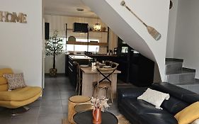 Location Hauterives